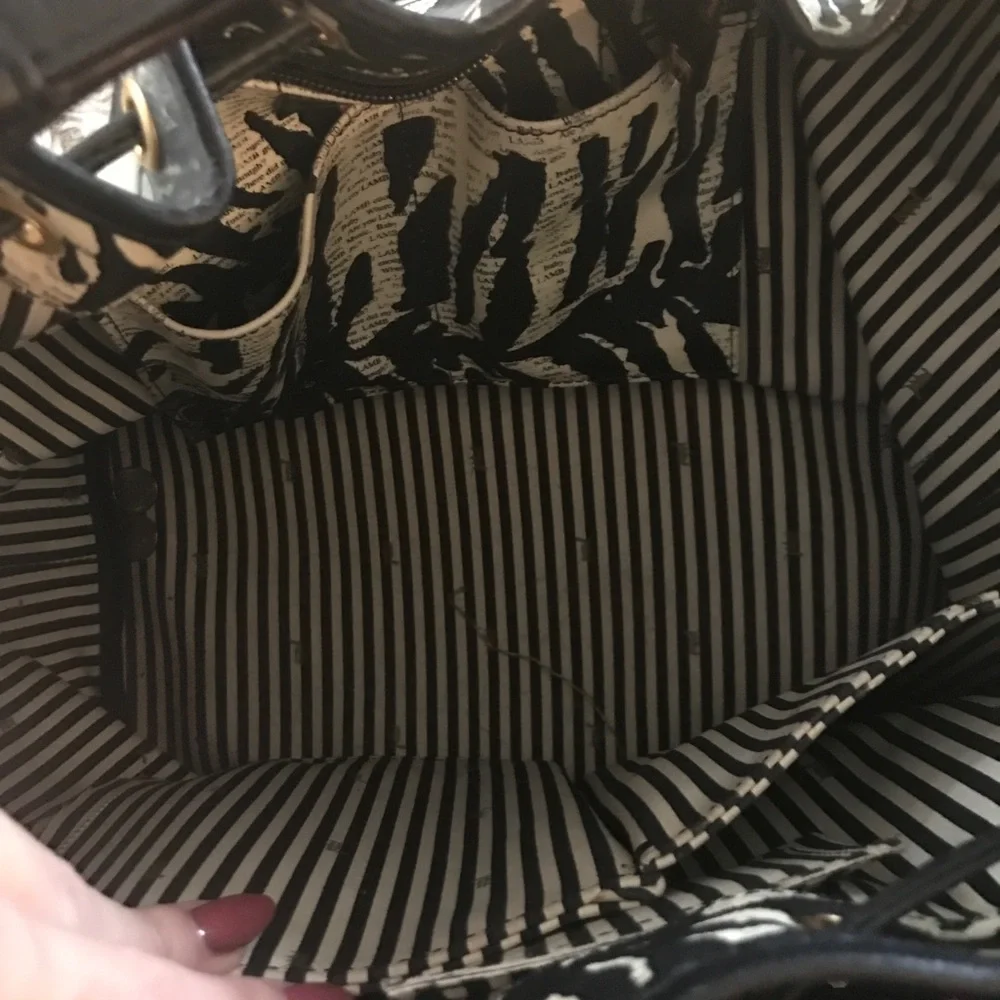 L.A.M.B animal newspaper print tote - Picture 4 of 7